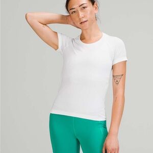 Lululemon Swiftly Tech Short Sleeve Shirt 2.0 *Race Length